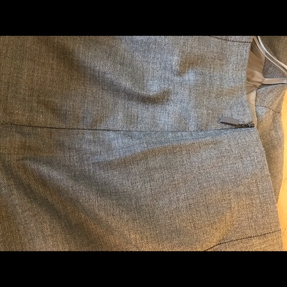 Grey Hugo Boss pencil skirt - Picture 5 of 5